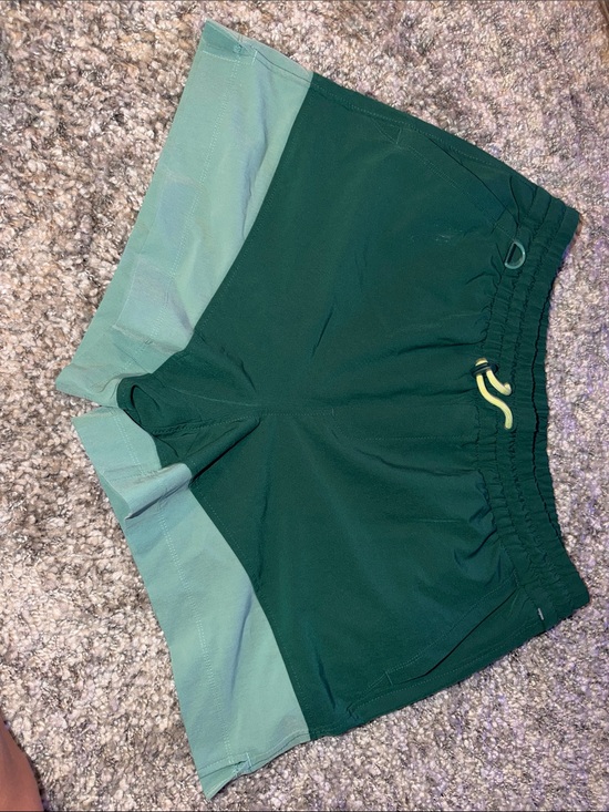 Old Navy Pants - Old Navy Two-Tone Green Athletic Shorts